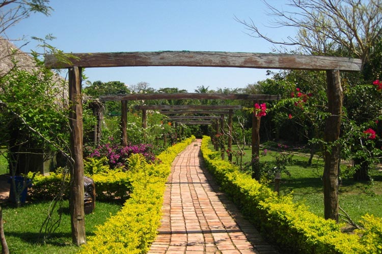Biocentro Flora Güembé